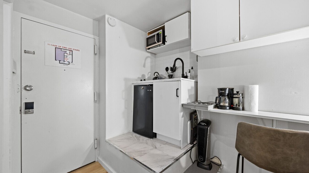 Photo of Kitchen in Midtown West