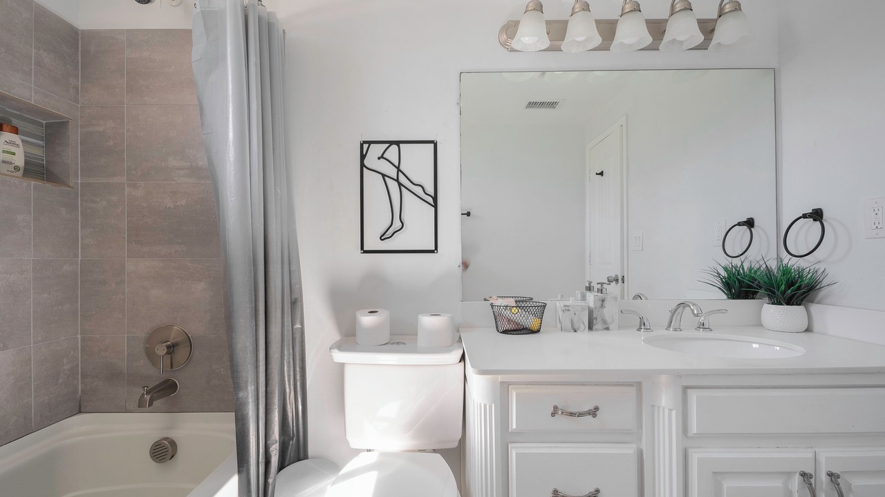 Photo of Bathroom in South Dallas - Fair Park