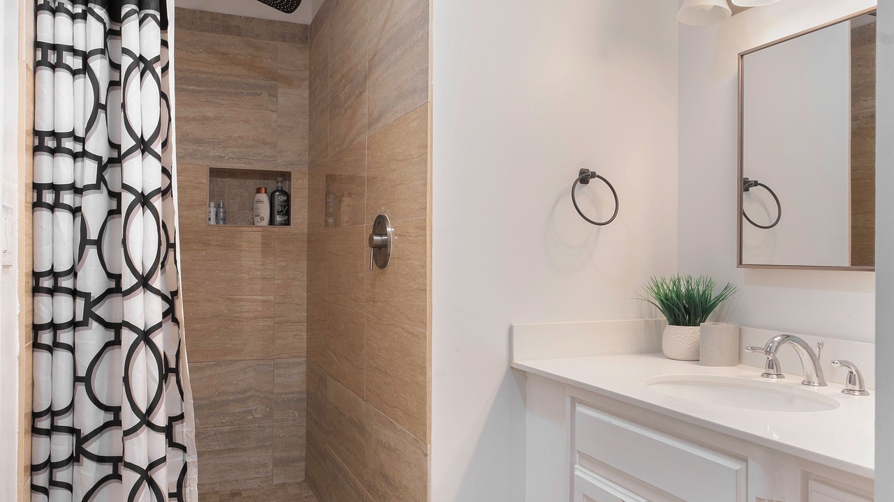 Photo of Bathroom in South Dallas - Fair Park