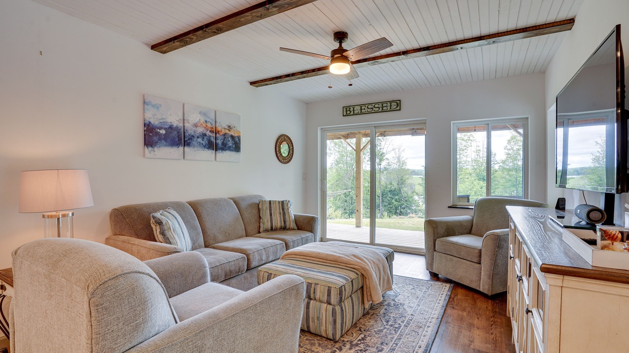 Photo of Livingroom in Marathon