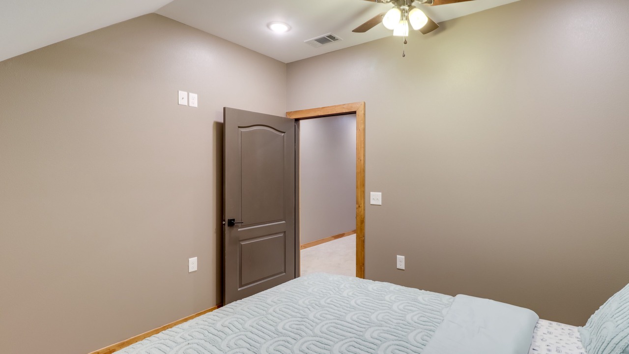 Photo of Bedroom in Drasco