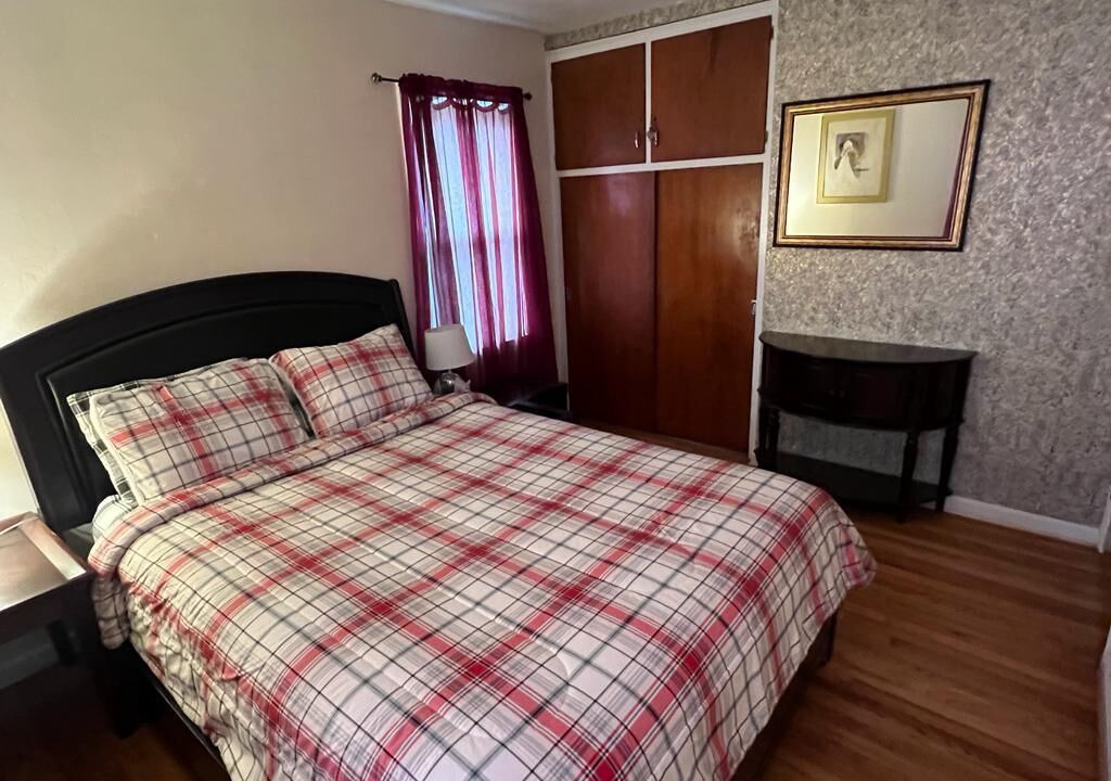 Photo of Bedroom in Oak Park
