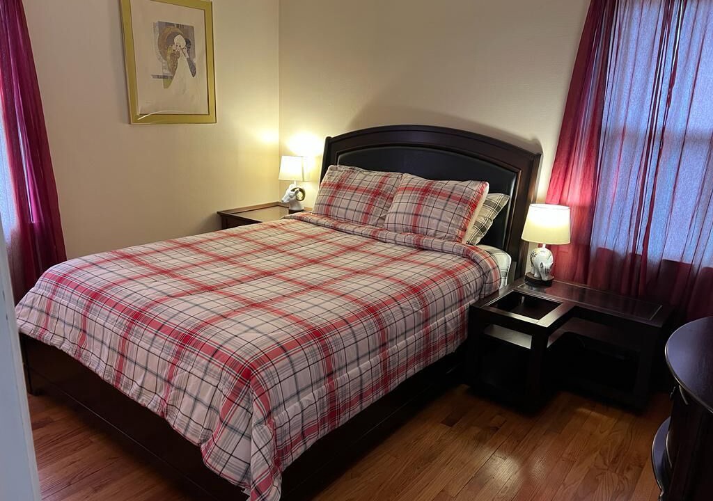 Photo of Bedroom in Oak Park
