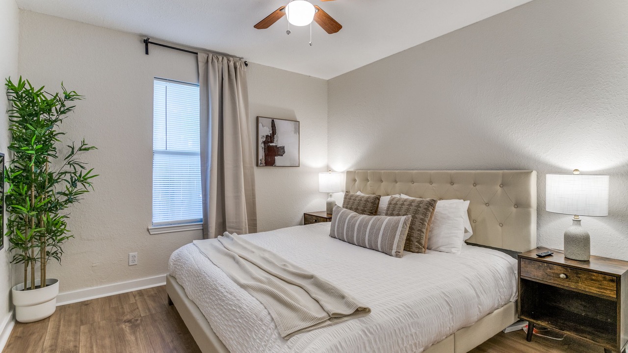 Photo of Bedroom in Old East Dallas