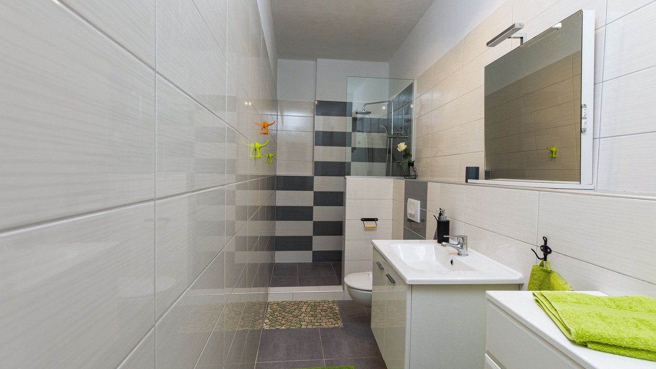 Photo of Bathroom in Grohote