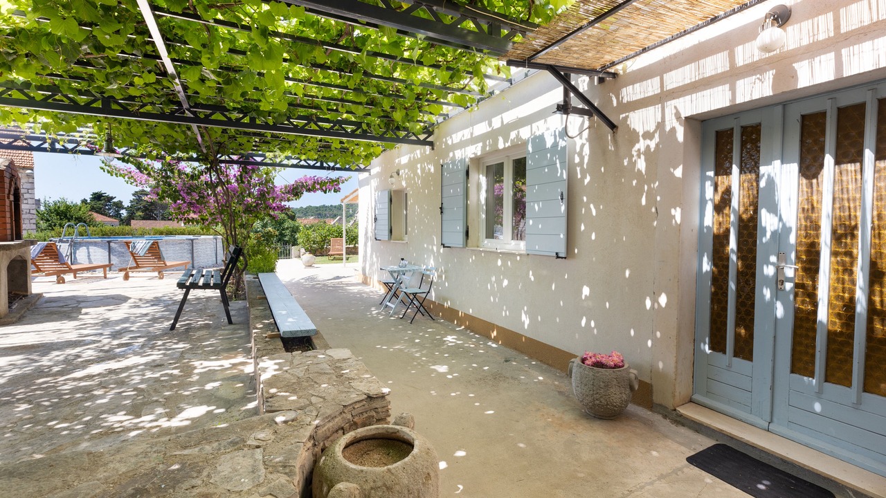Photo of Patio Balcony in Grohote