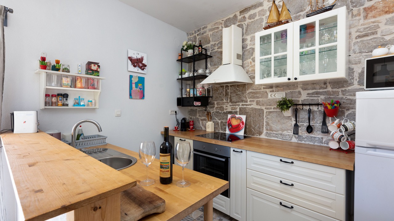 Photo of Kitchen in Grohote