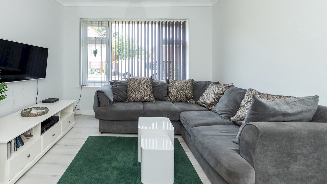 Photo of Livingroom in Winnersh