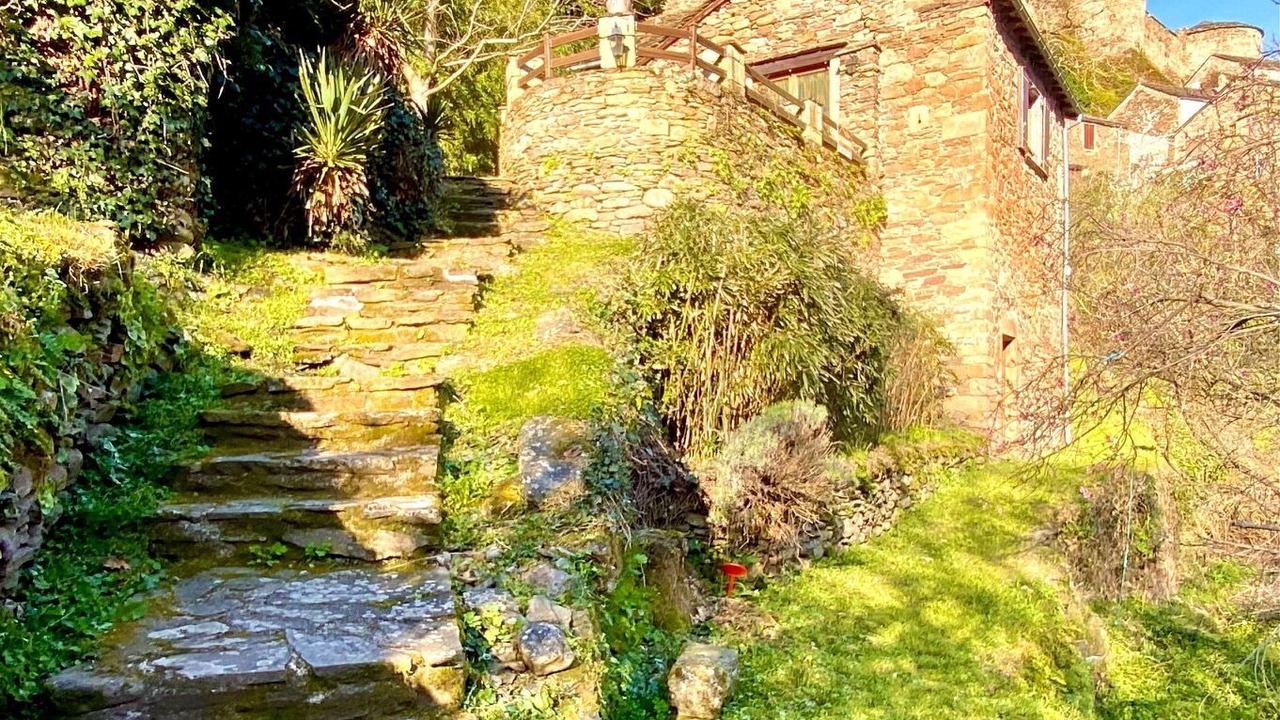 Photo of Outdoor in Brousse-le-Chateau