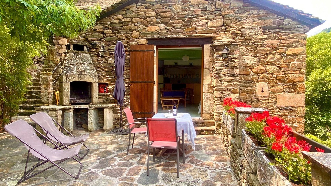Photo of Outdoor in Brousse-le-Chateau