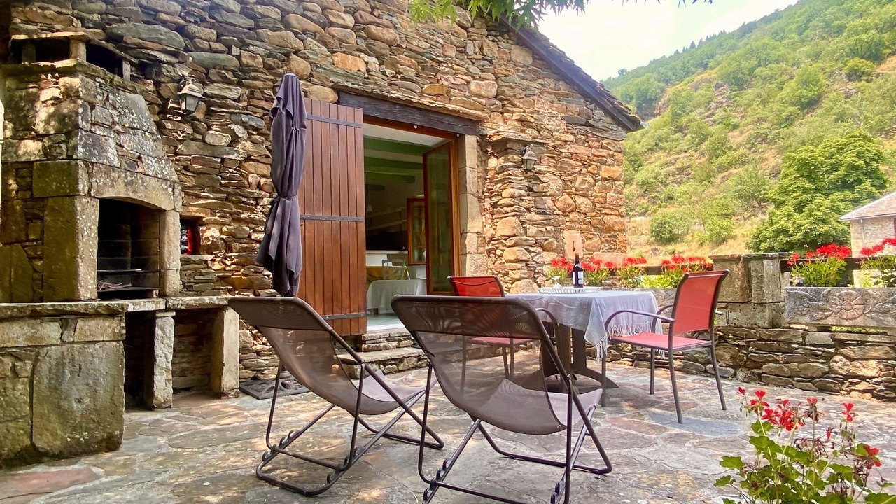 Photo of Outdoor in Brousse-le-Chateau