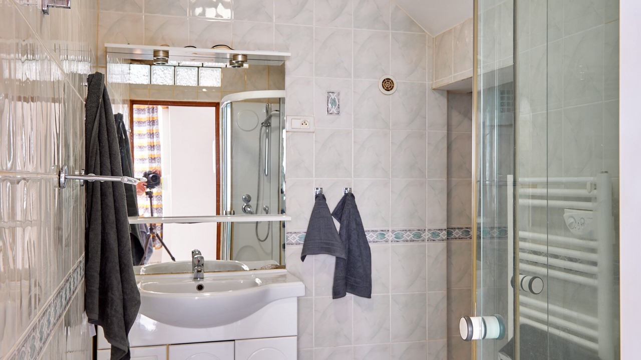 Photo of Bathroom in Gevrey-Chambertin