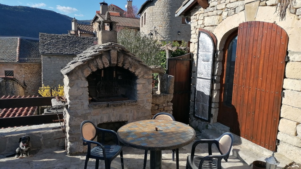 Photo of Outdoor in Mostuejouls