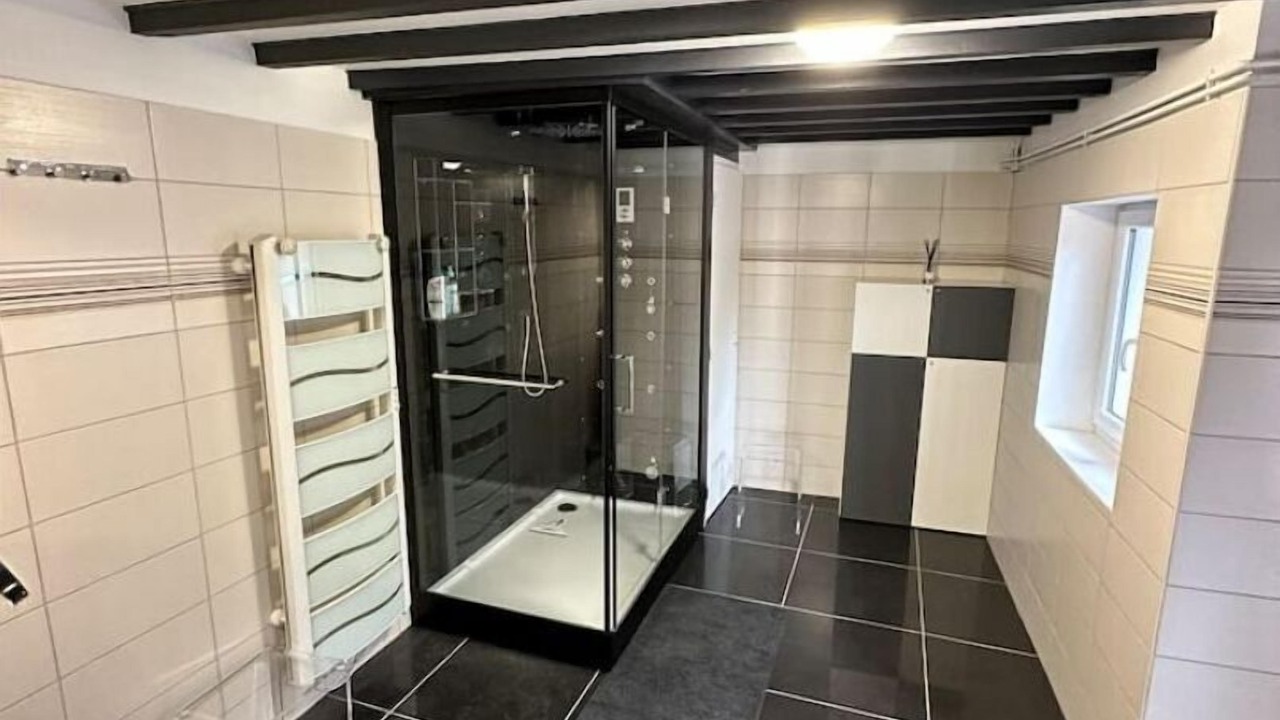 Photo of Bathroom in Forges-les-Eaux