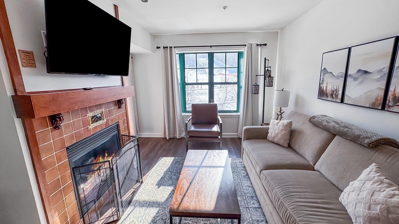 Photo of Livingroom in Vernon