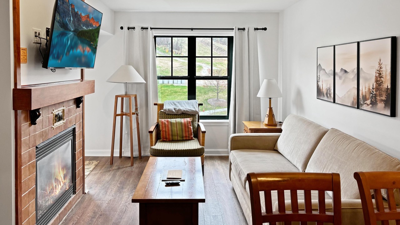 Photo of Livingroom in Vernon