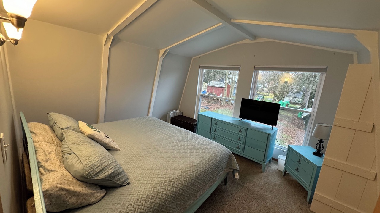 Photo of Bedroom in Conneaut Lakeshore