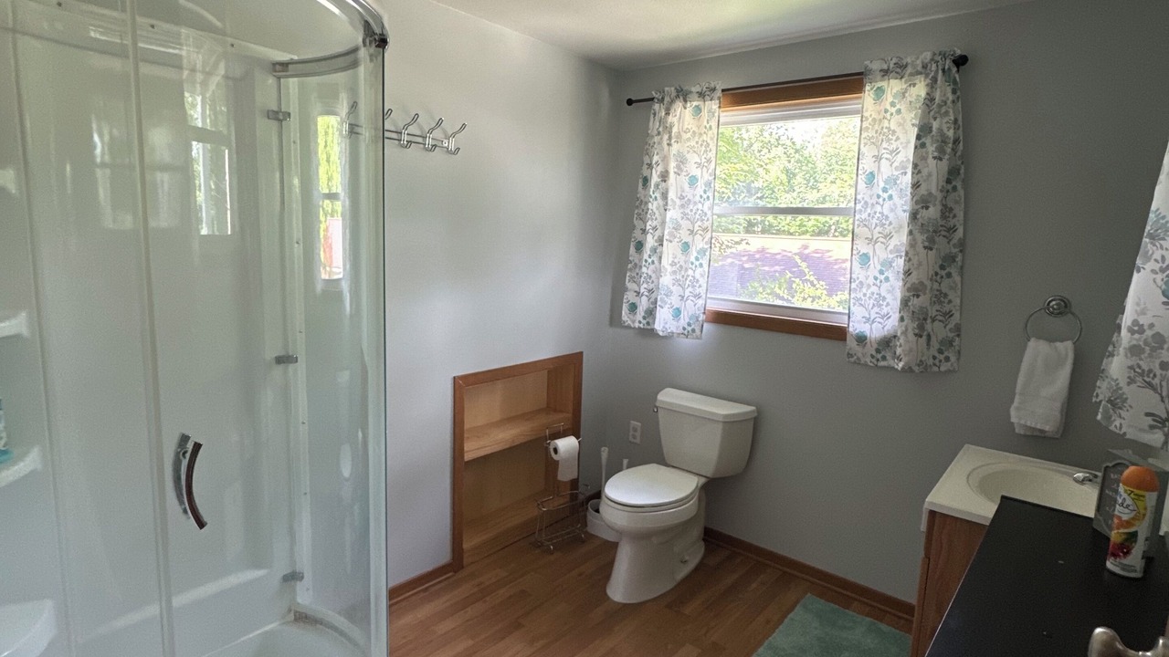 Photo of Bathroom in Conneaut Lakeshore