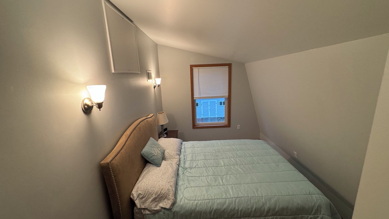 Photo of Bedroom in Conneaut Lakeshore