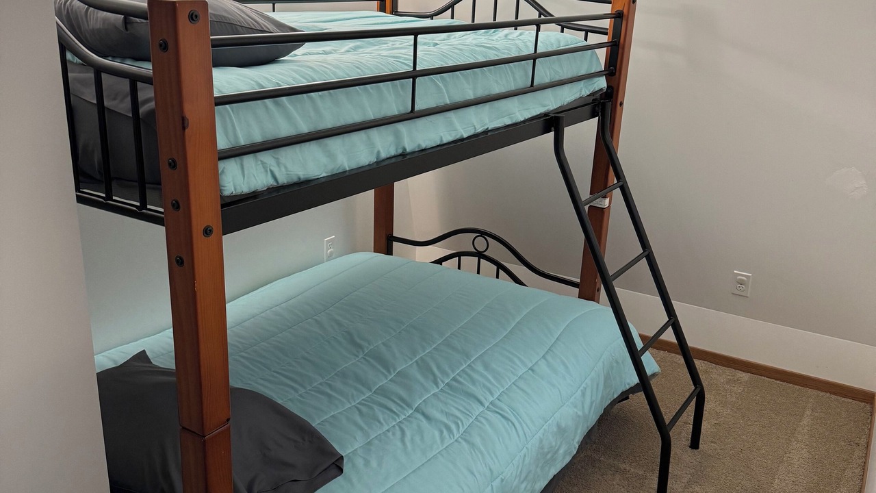 Photo of Bedroom in Conneaut Lakeshore