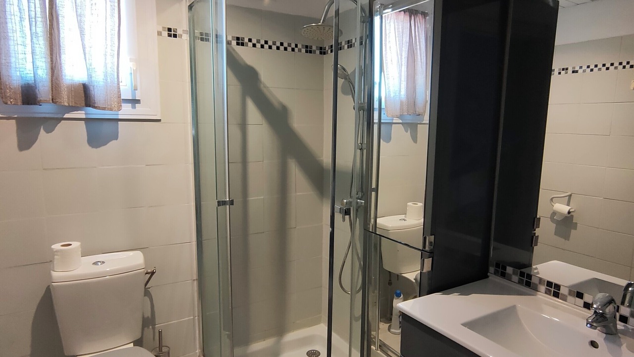 Photo of Bathroom in Soupetard