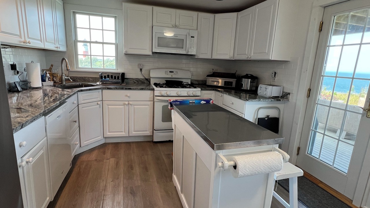 Photo of Kitchen in Siasconset