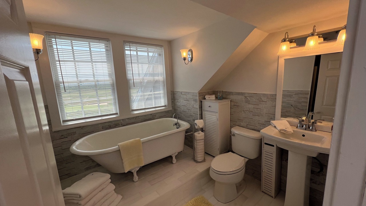 Photo of Bathroom in Siasconset