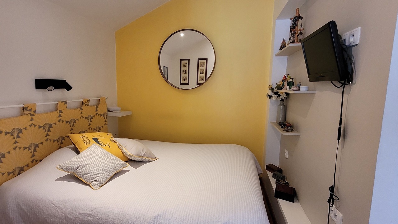 Photo of Bedroom in Prefailles