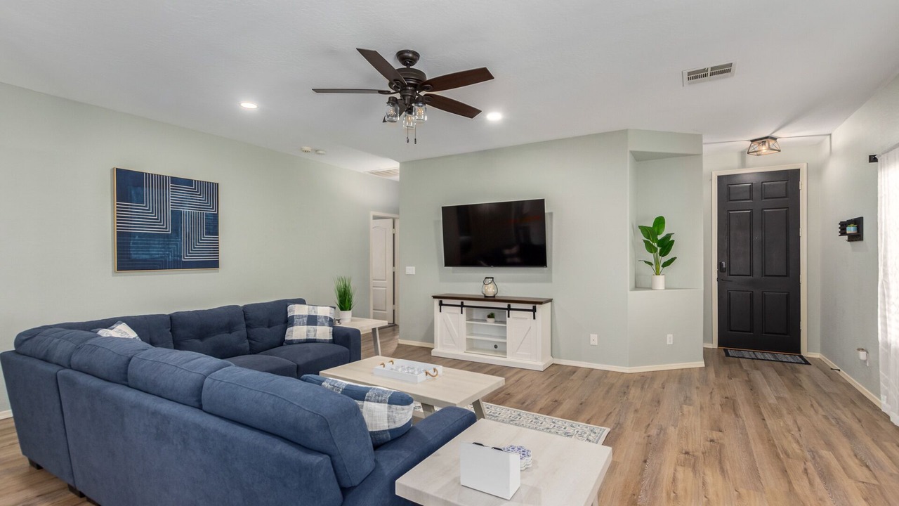 Photo of Livingroom in San Tan Valley