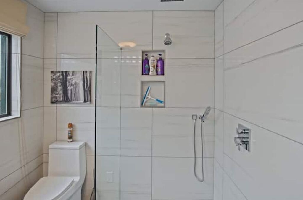 Photo of Bathroom in Midtown