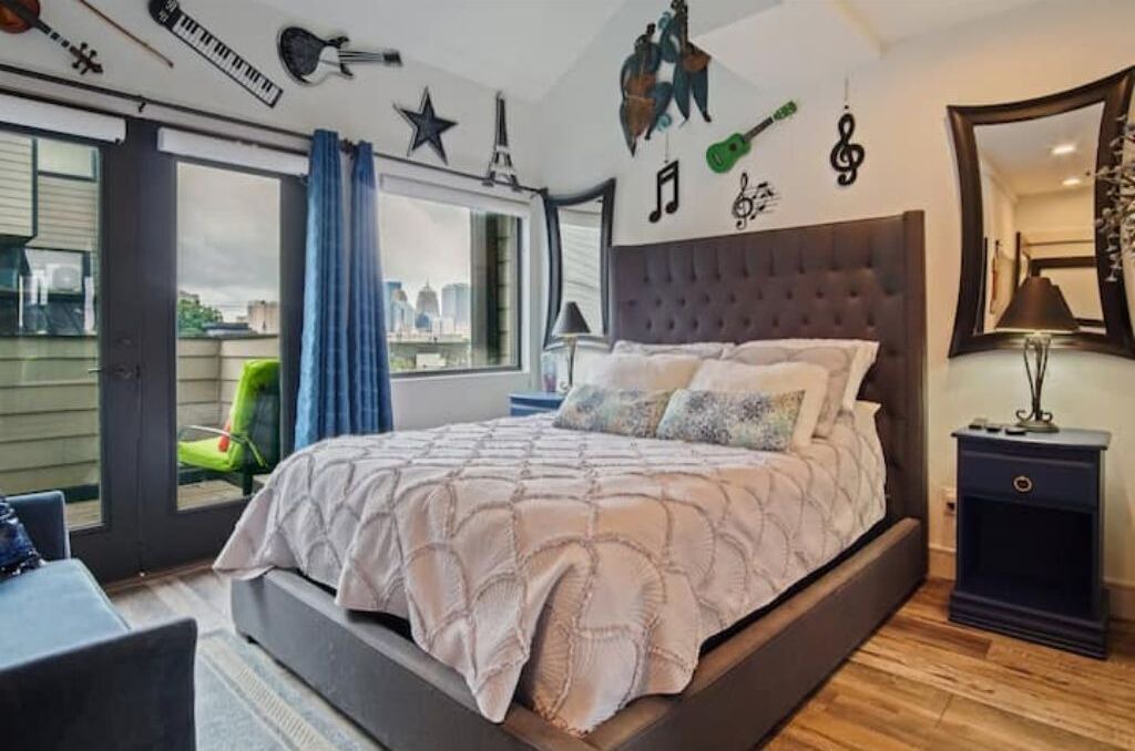 Photo of Bedroom in Midtown