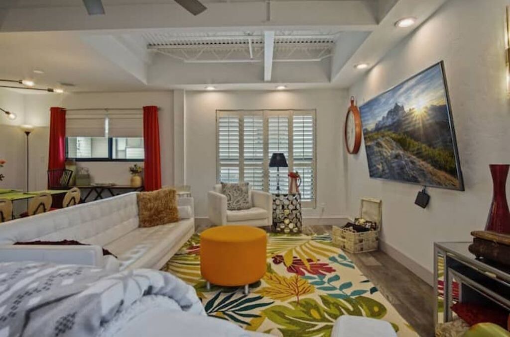 Photo of Livingroom in Midtown