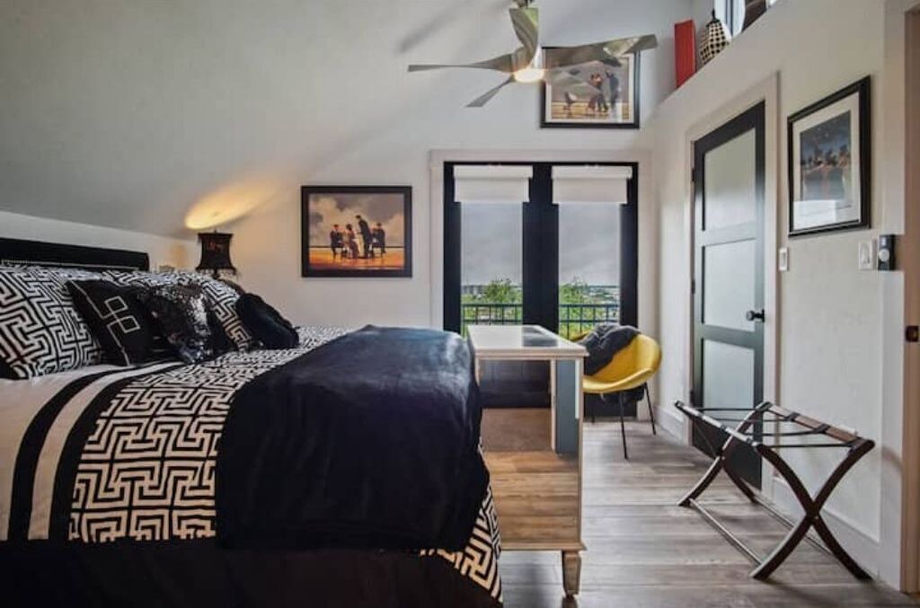 Photo of Bedroom in Midtown
