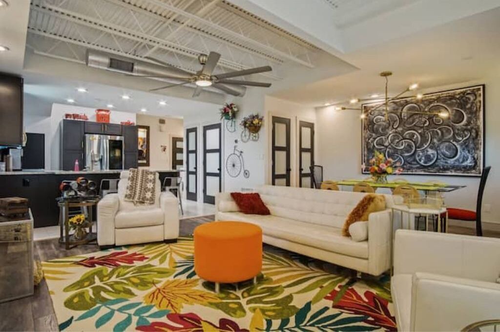 Photo of Livingroom in Midtown