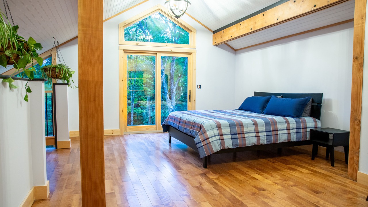 Photo of Bedroom in Warren