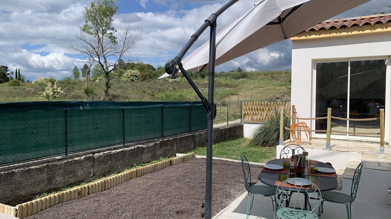 Photo of Outdoor in Saint-Etienne-de-Fontbellon
