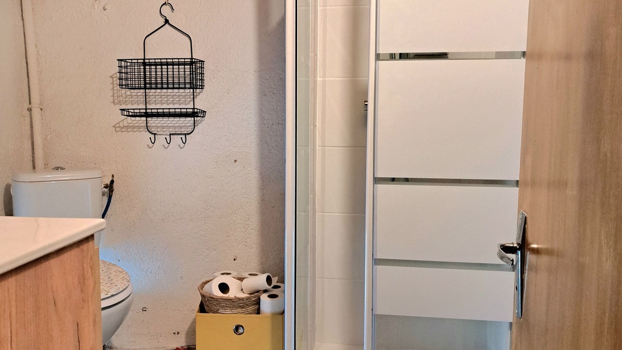 Photo of Bathroom in Melagues