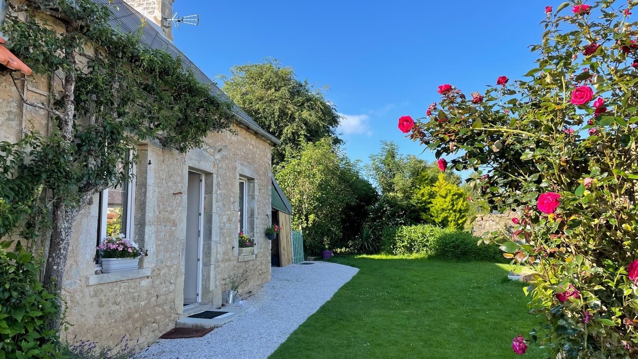Photo of Outdoor in Etienville