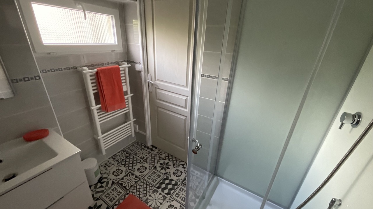 Photo of Bathroom in Etienville