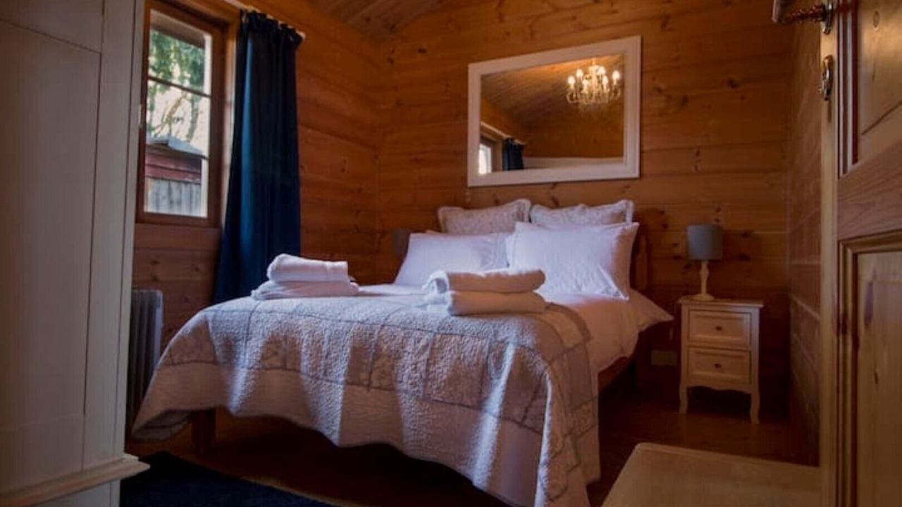 Photo of Bedroom in Cannards Grave