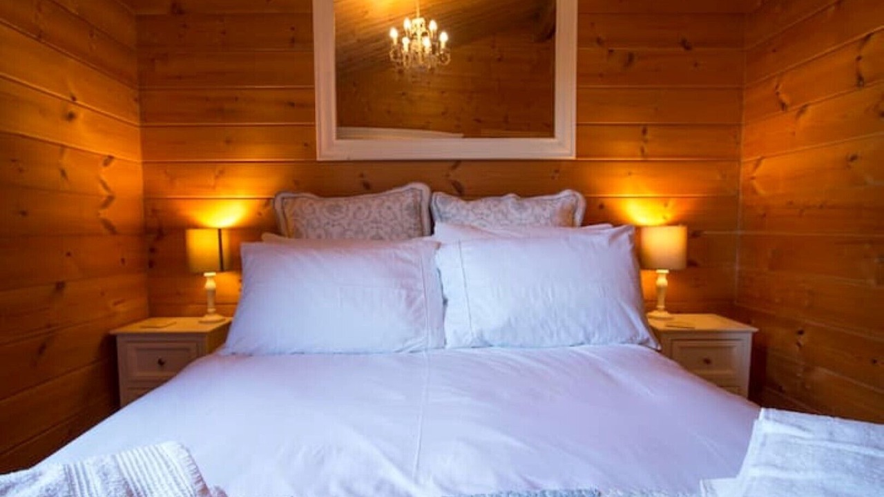 Photo of Bedroom in Cannards Grave