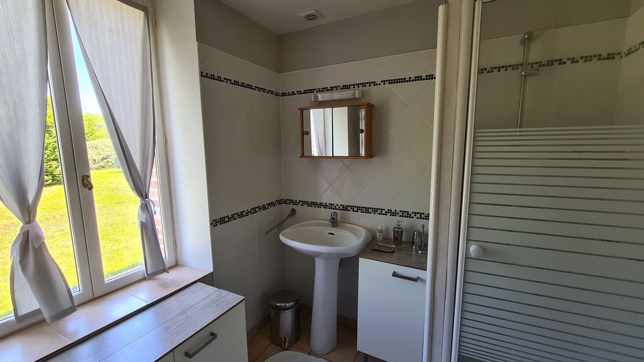 Photo of Bathroom in Jouy-le-Potier