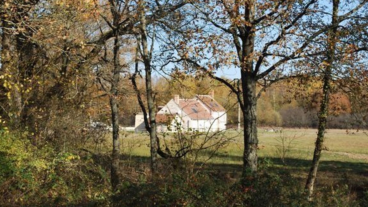 Photo of Others in Jouy-le-Potier