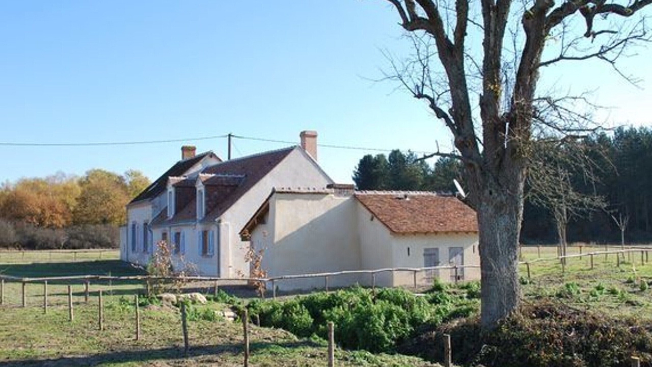 Photo of Outdoor in Jouy-le-Potier