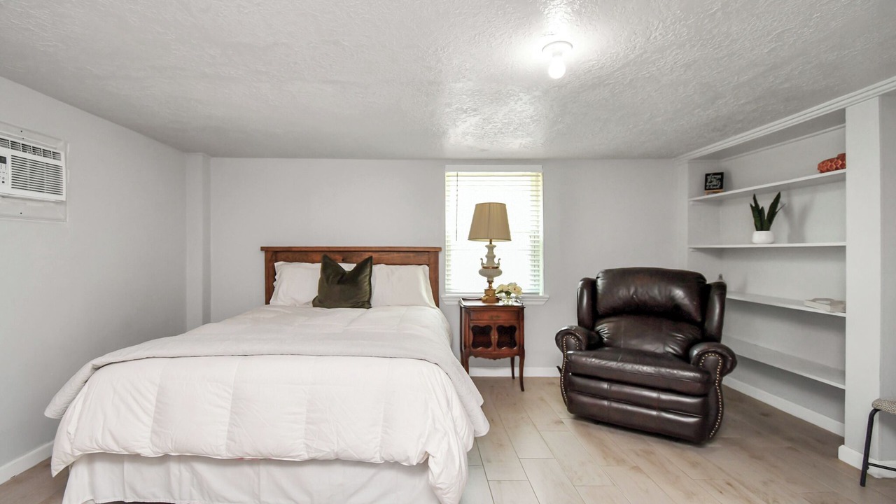 Photo of Bedroom in Pasadena