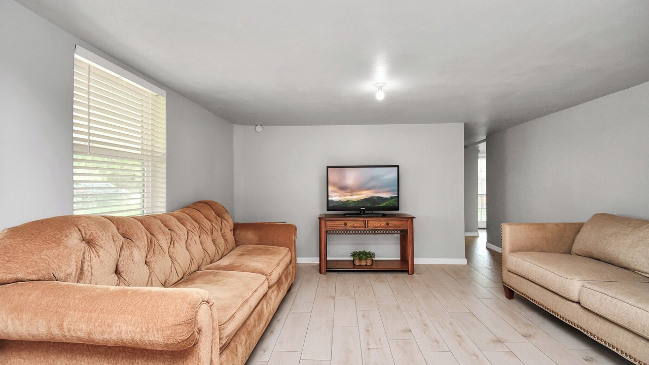 Photo of Livingroom in Pasadena