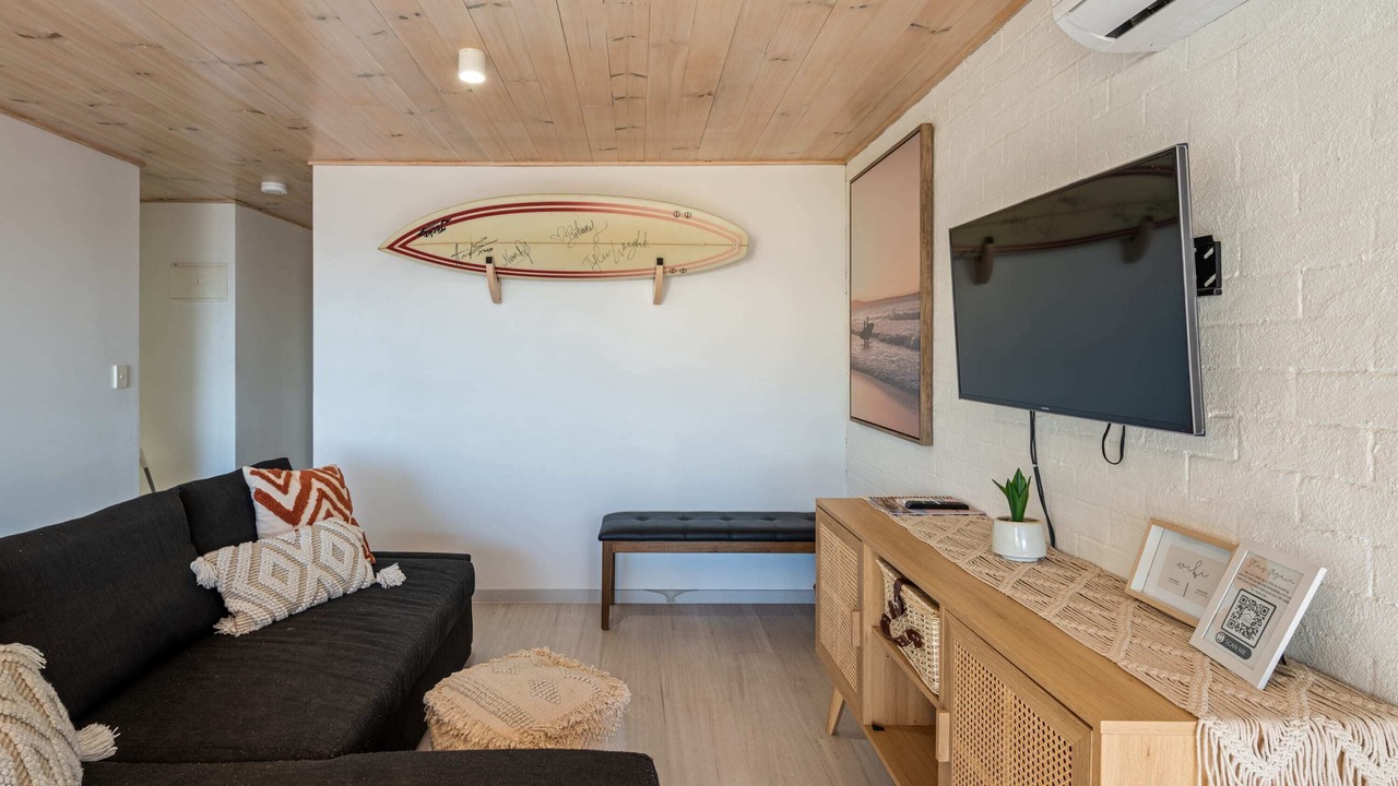 Photo of Livingroom in Moffat Beach