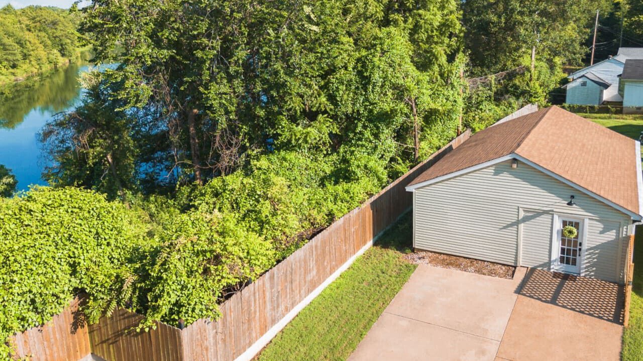 Photo of Outdoor in East Memphis