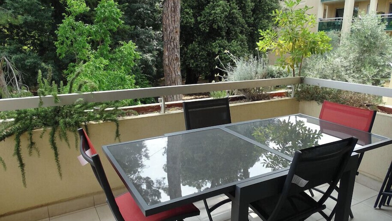 Photo of Outdoor in Les Beaux-Arts