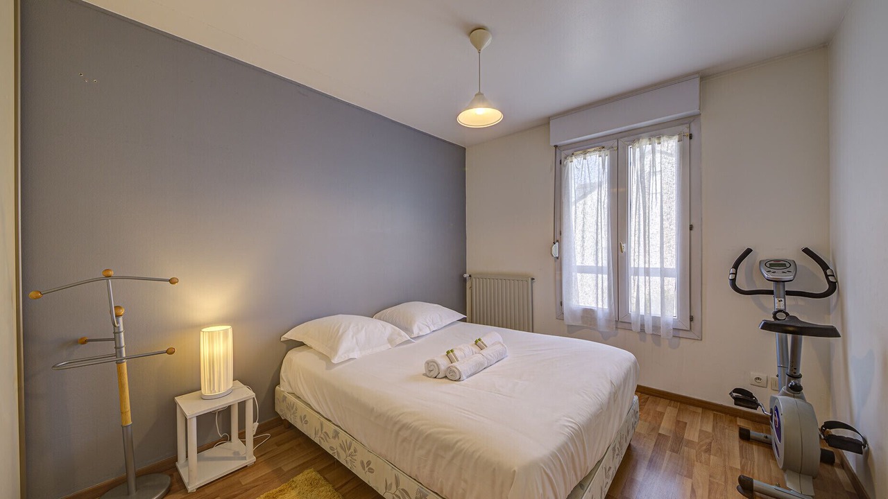 Photo of Bedroom in Justices